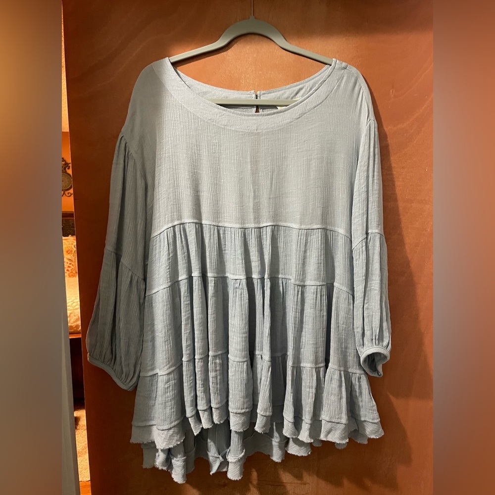 3/4 sleeve tiered top